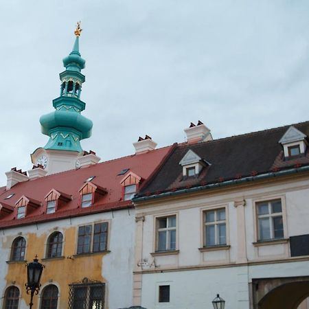 Old Town 1 Bdr, A/C, W/Parking Leilighet Bratislava Eksteriør bilde